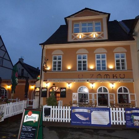 Penzion - Restaurant U Zamku Bečov nad Teplou Dış mekan fotoğraf