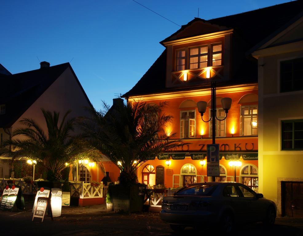 Penzion - Restaurant U Zamku Bečov nad Teplou Dış mekan fotoğraf