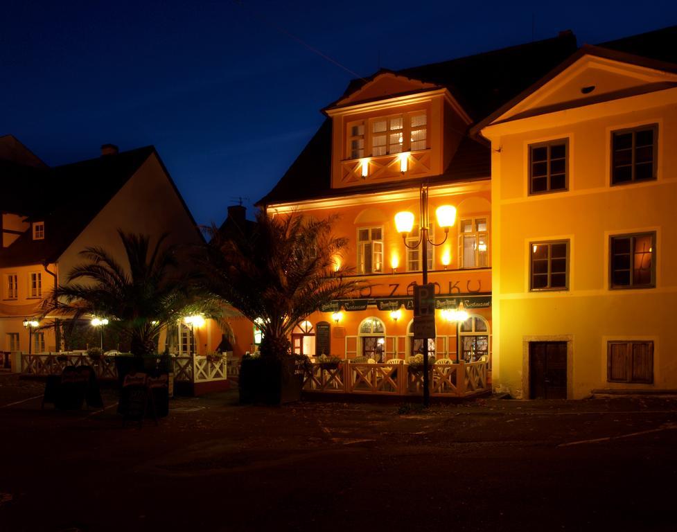 Penzion - Restaurant U Zamku Bečov nad Teplou Dış mekan fotoğraf