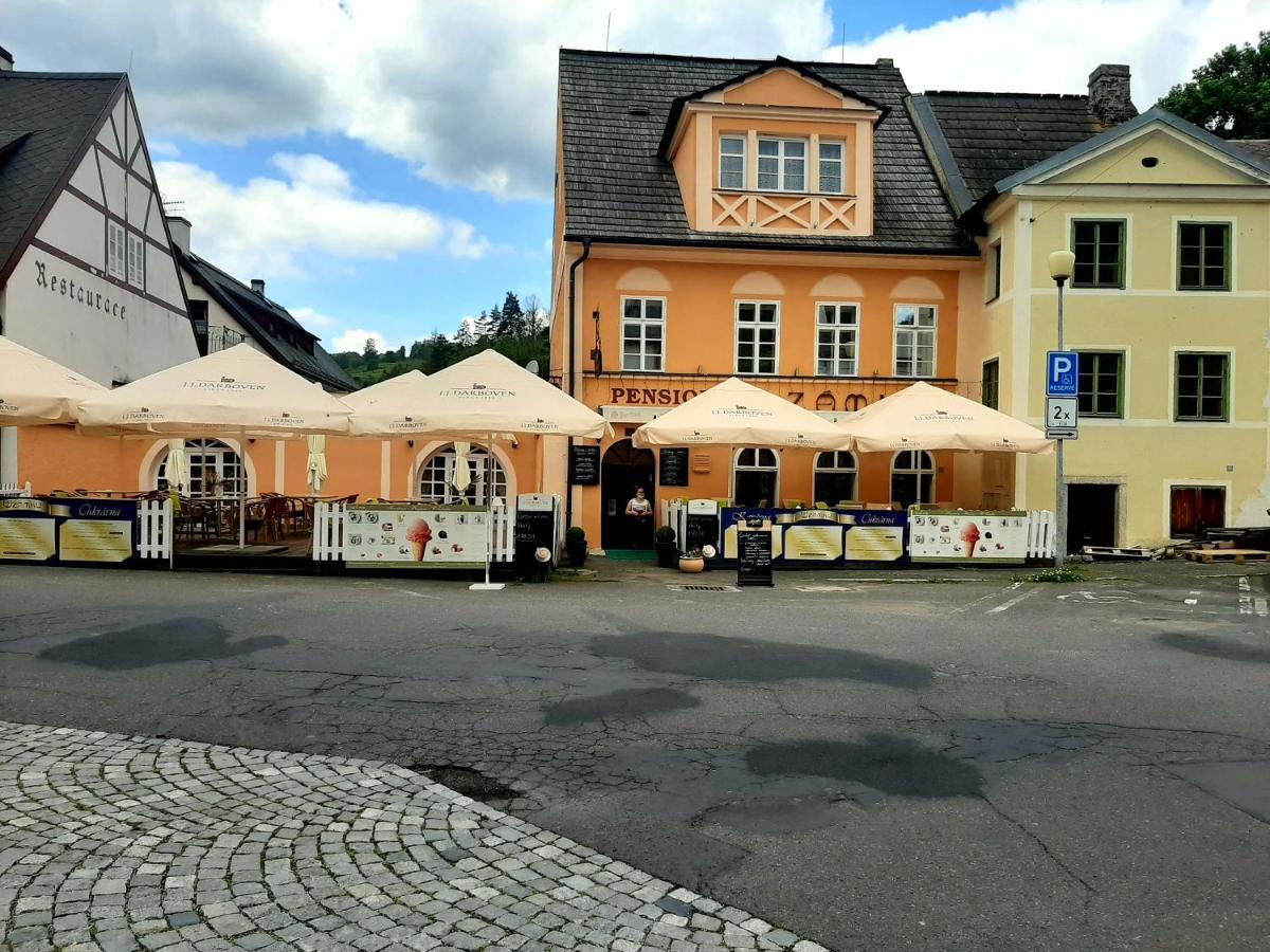 Penzion - Restaurant U Zamku Bečov nad Teplou Dış mekan fotoğraf